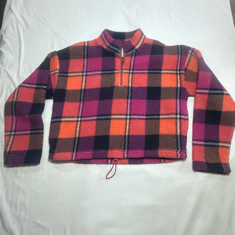 AMERICAN EAGLE OUTFITTERS WOMEN’S‎ SWEATER. PLAID FLANNEL. SIZE XS